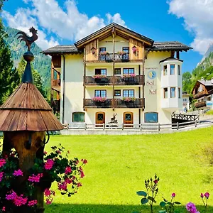https://apartments-sol-e-nef.hotelinveneto.com